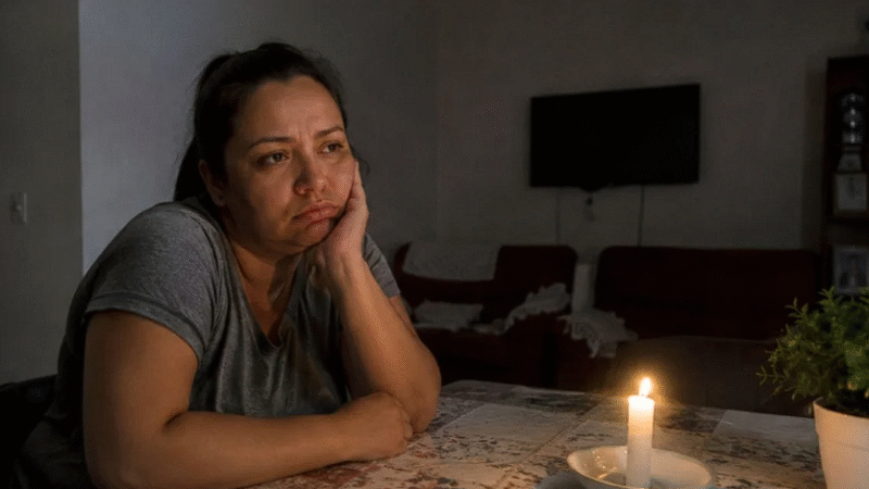 Más de 12 horas sin energía: habitantes cuestionan demora en la atención de la emergencia