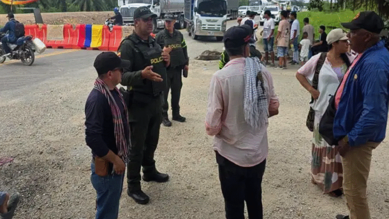 La paciencia se agotó: protesta bloquea la vía entre La Lizama y San Alberto por incumplimientos en obras