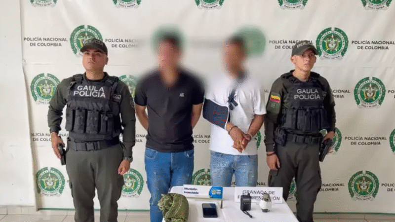 Capturan a dos hermanos y descubren un arsenal de un grupo armado en Santander